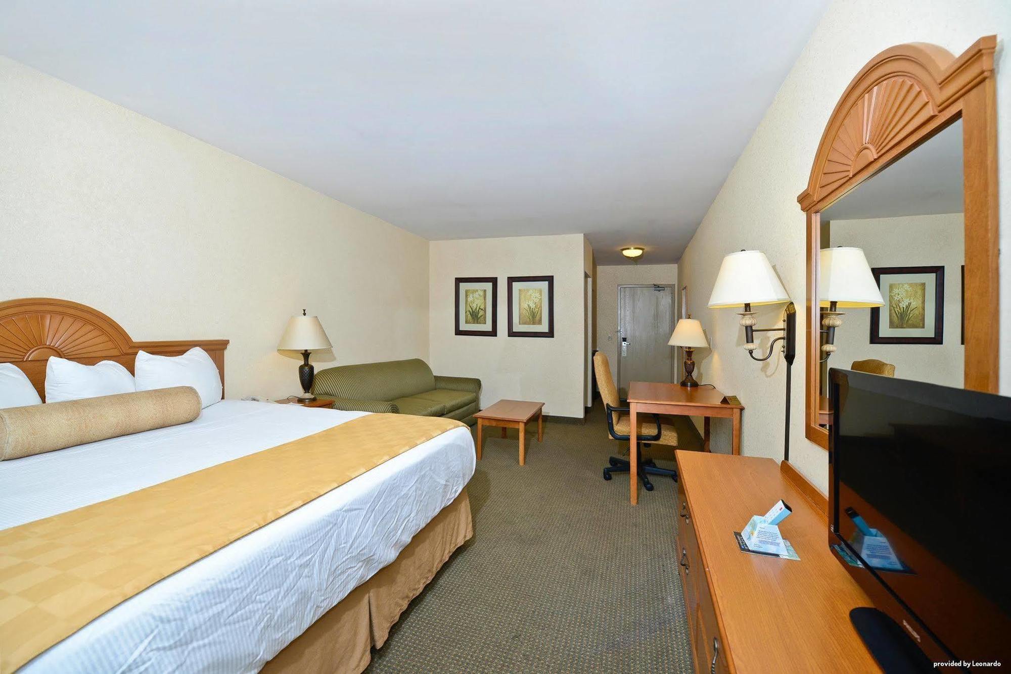 Best Western Of Long Beach Exteriör bild