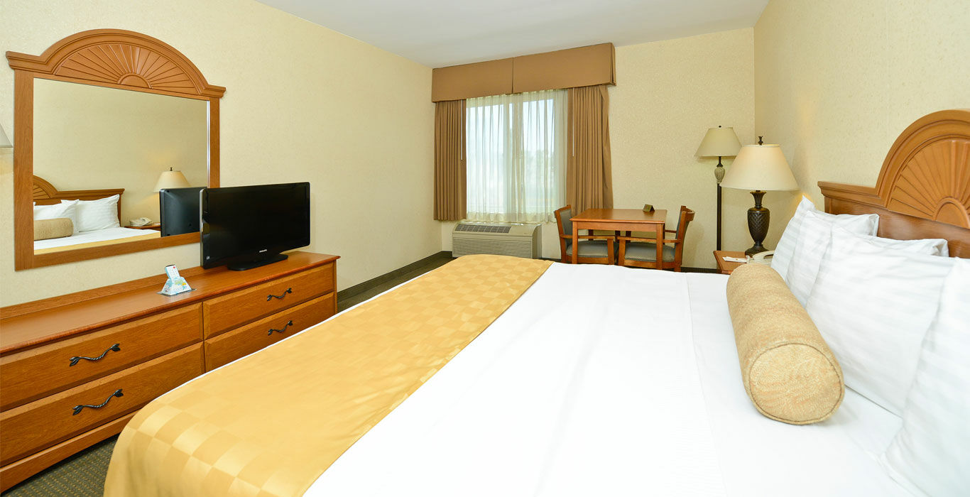 Best Western Of Long Beach Exteriör bild