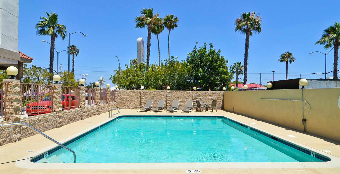 Best Western Of Long Beach Exteriör bild