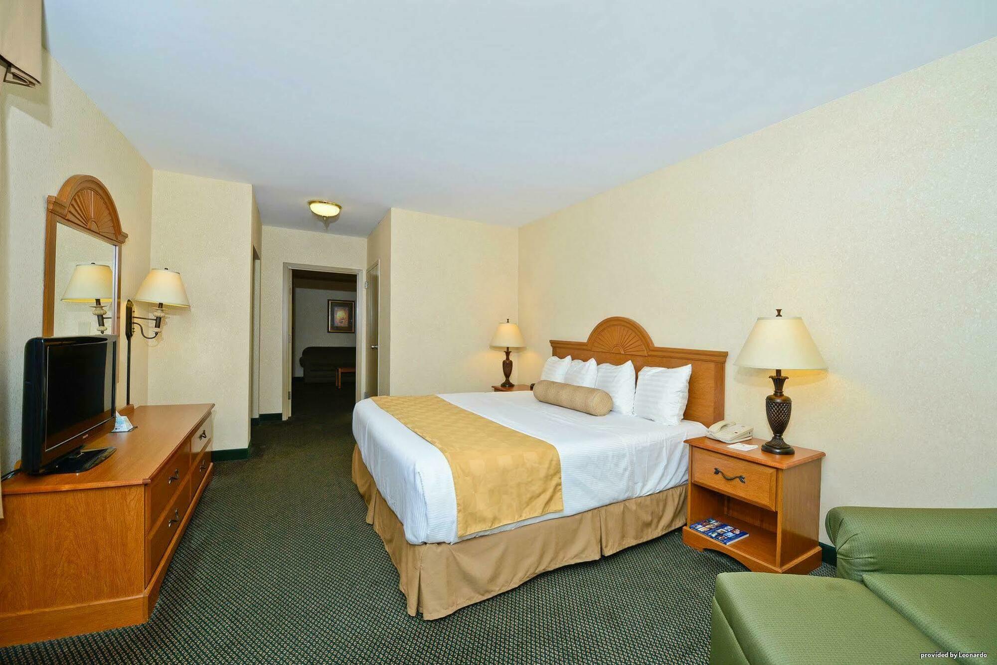 Best Western Of Long Beach Exteriör bild