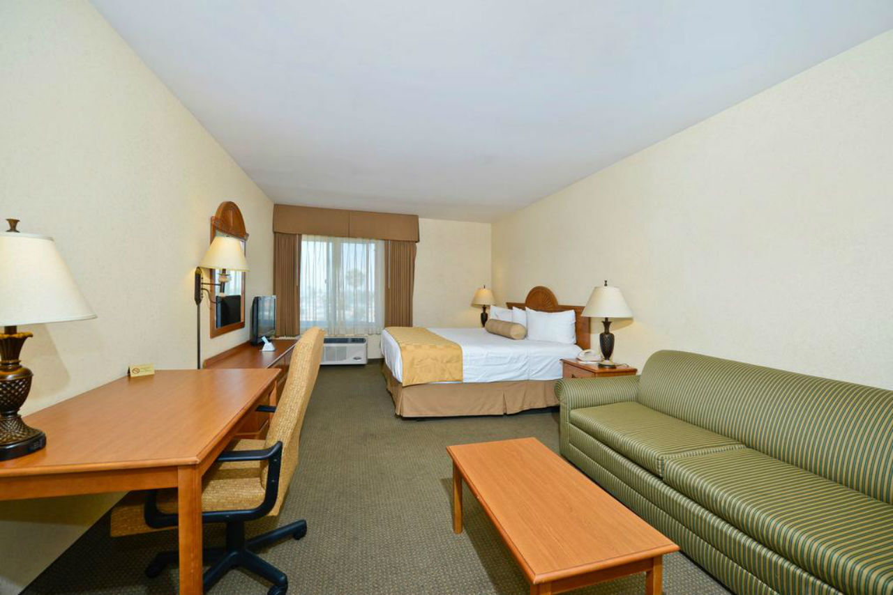 Best Western Of Long Beach Exteriör bild